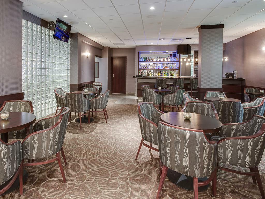 Park Town Hotel Saskatoon Exterior photo